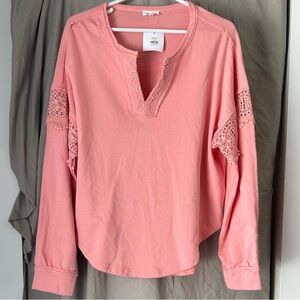 LA MIEL Peach Long Sleeve Top with Lace Accents -NEW- Size: Large